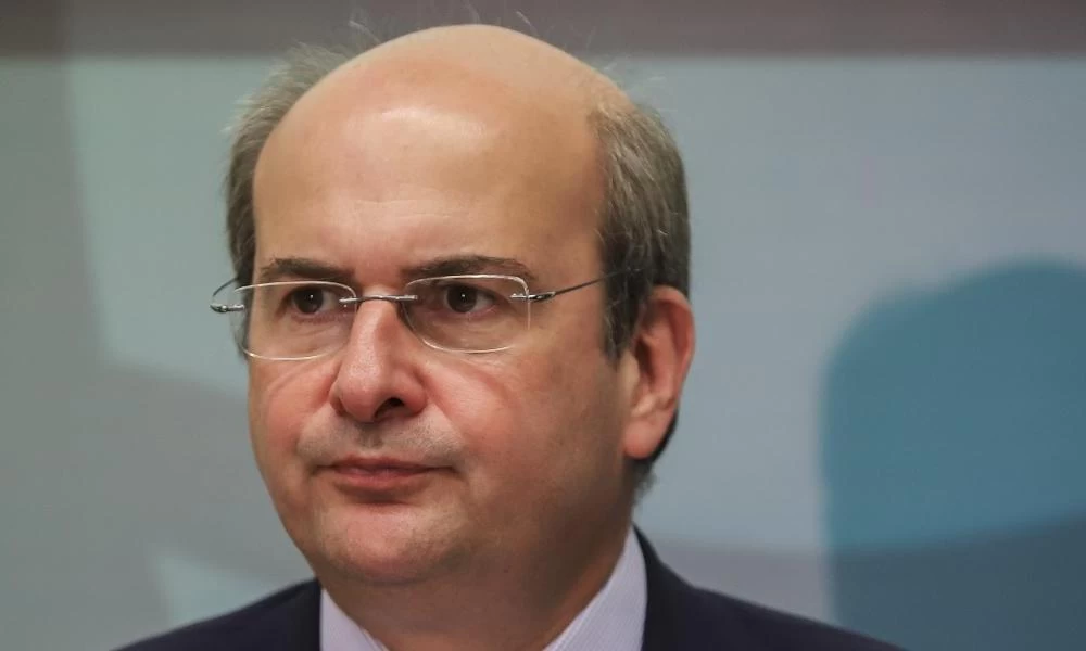Χατζηδάκης: «Δεν θέλουμε να ξανακλείσει συνολικά η οικονομία»